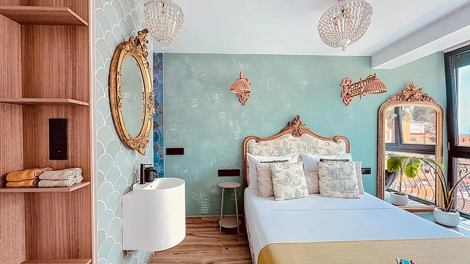 Alhambra Deco Homtels Apartment Torremolinos