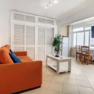 https://estudio-appartament-enjoy-torremolinos-centro.1costadelsol.com