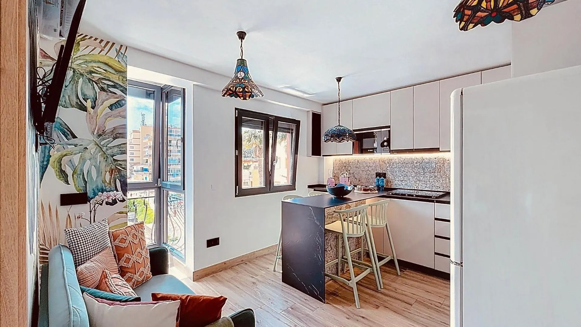 Alhambra Deco Homtels Διαμέρισμα Τορρεμολίνος 0*,