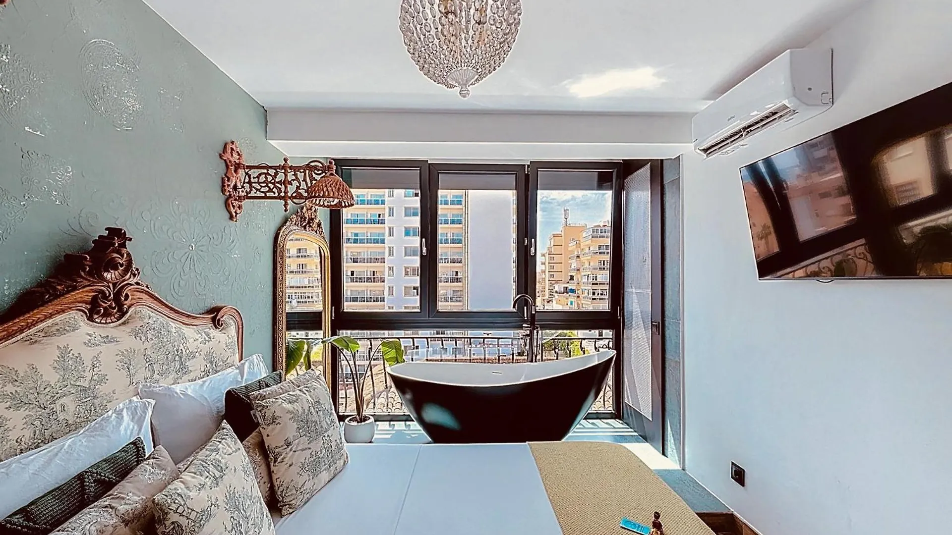 Alhambra Deco Homtels Apartment Torremolinos