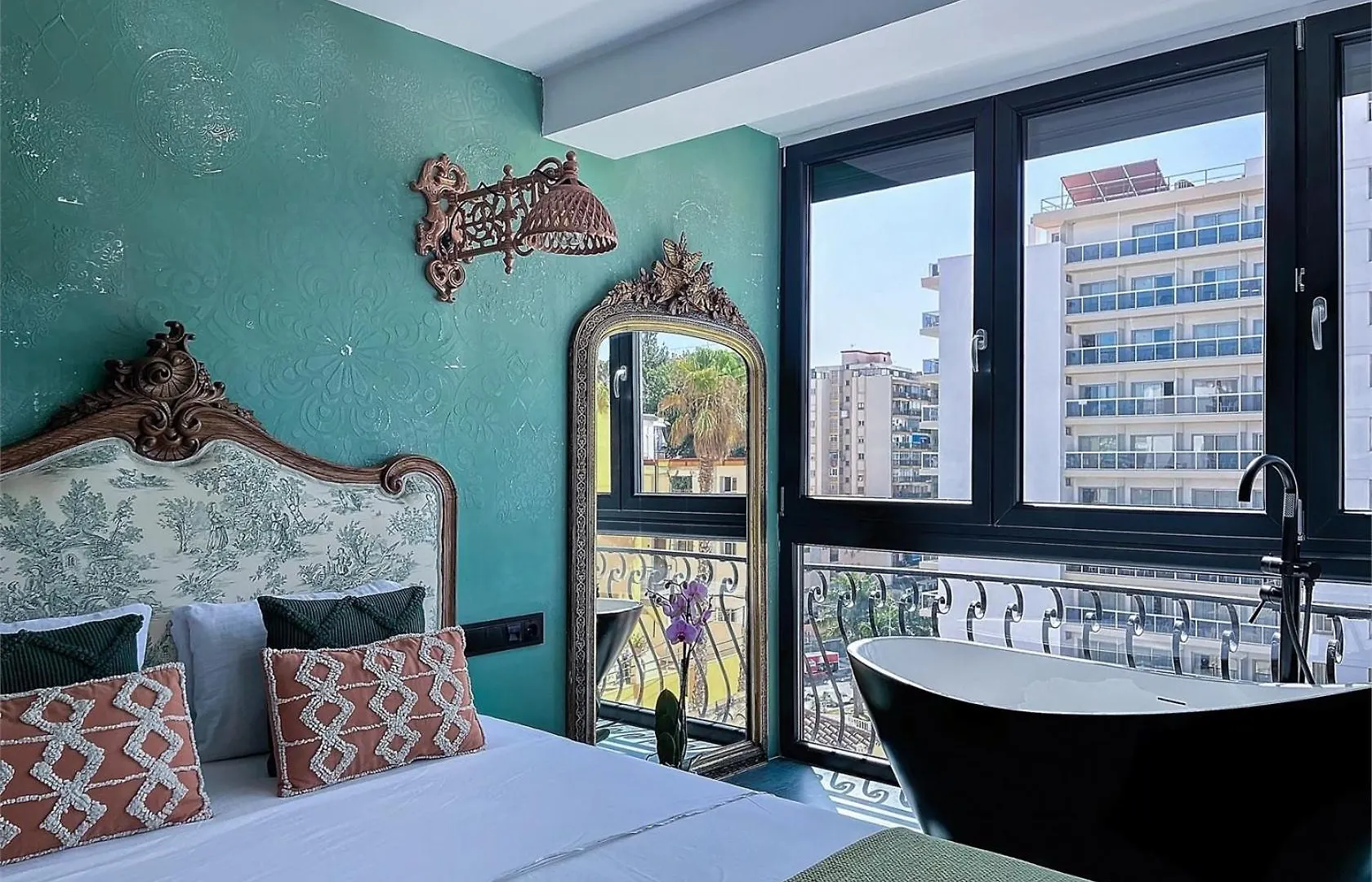 Alhambra Deco Homtels Apartment Torremolinos