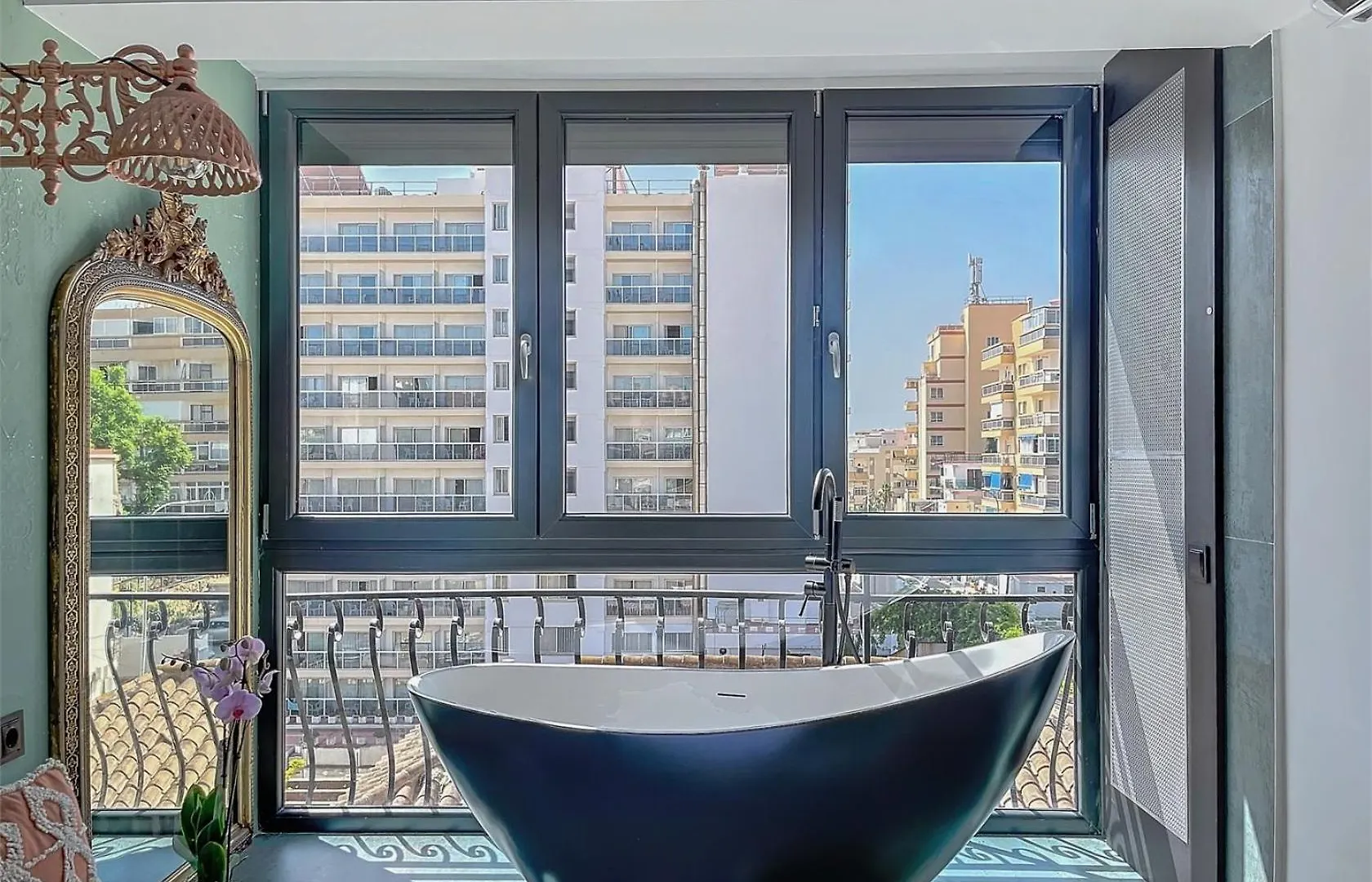Alhambra Deco Homtels Apartment Torremolinos Spain