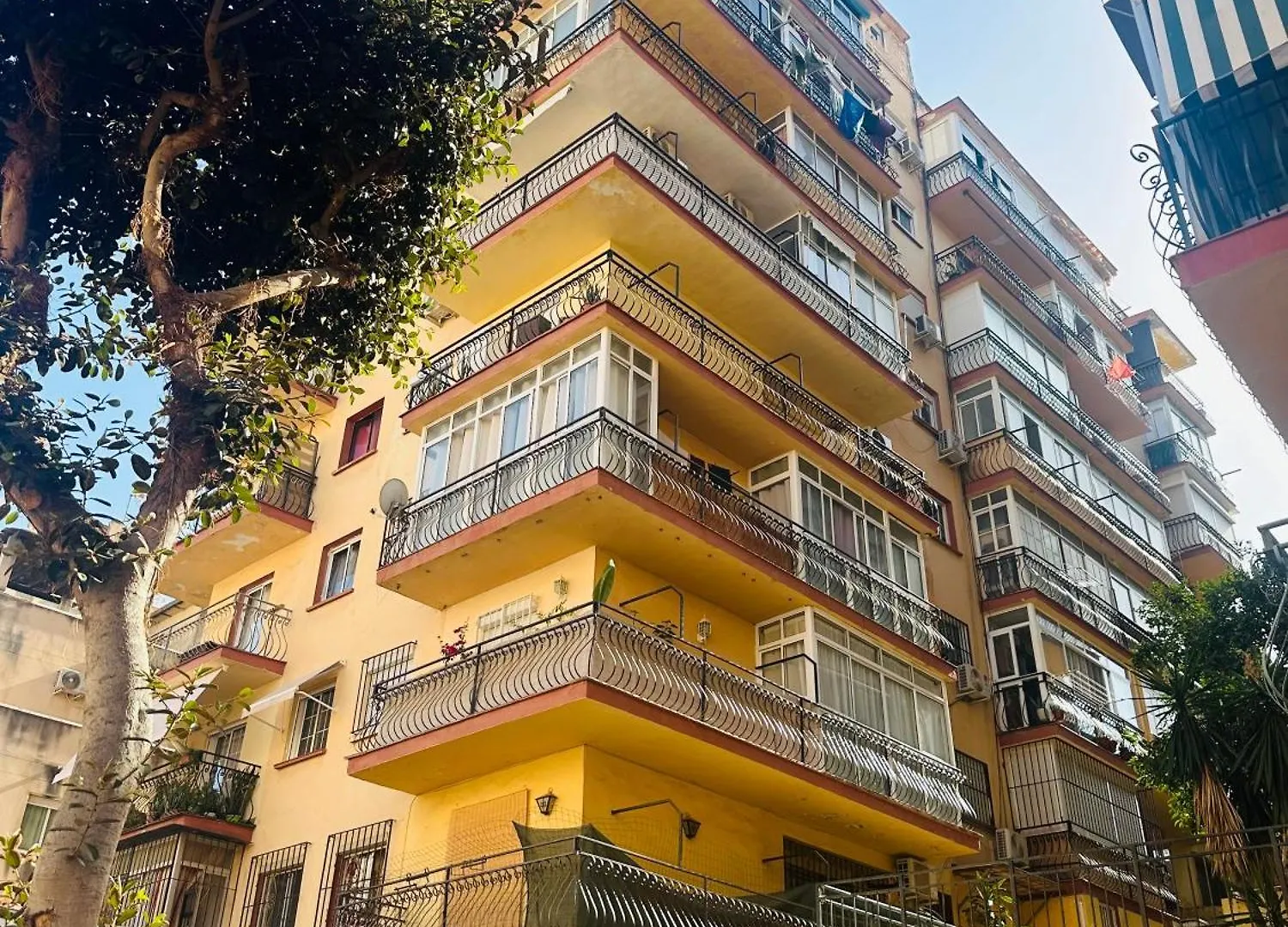 Alhambra Deco Homtels Apartment Torremolinos
